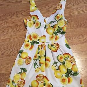 🍋🍋Cheerful Banana Republic Lemon Dress